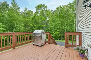 25 Penacook Rd, Sandown, NH 03873 - Photo 24