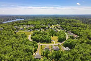 29 Aspen Dr, Pelham, NH 03076 - Photo 42