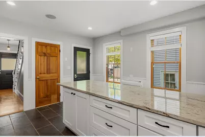 22 Cottage Street, Portsmouth, NH 03801 - Photo 22