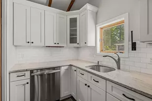 22 Cottage St, Portsmouth, NH 03801 - Photo 20