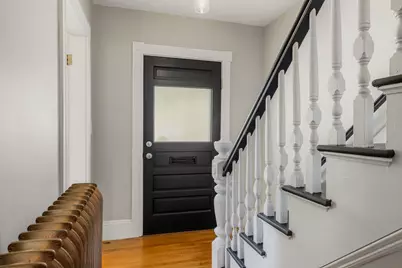 22 Cottage Street, Portsmouth, NH 03801 - Photo 8