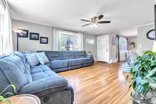 47 Holt Ave, Manchester, NH 03109 - Photo 6
