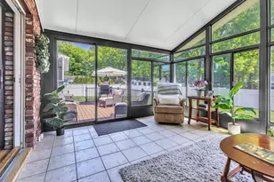 47 Holt Ave, Manchester, NH 03109 - Photo 2