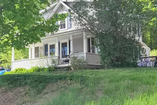 45 Richmond St, Littleton, NH 03561 - Photo 2
