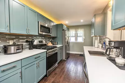 136 Fox Hollow Way, Manchester, NH 03104 - Photo 6