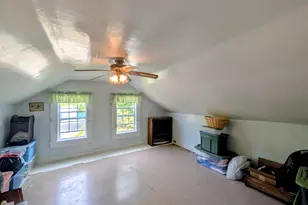 40 Old Deerfield Rd, Candia, NH 03034 - Photo 26
