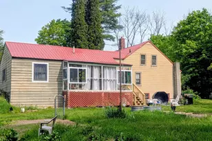40 Old Deerfield Rd, Candia, NH 03034 - Photo 4
