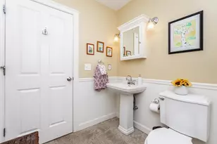 7 Linda Ln, Merrimack, NH 03054 - Photo 28
