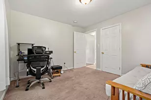 267 Cilley Rd, Manchester, NH 03103 - Photo 12
