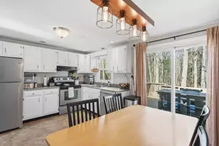 22 Derryfield Rd, Derry, NH 03038 - Photo 14