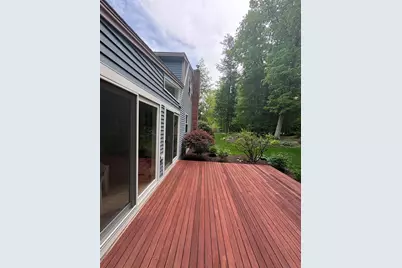 22 Deerwood Drive, Amherst, NH 03031 - Photo 8