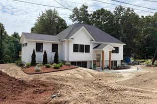 5 Birch Dr, Newmarket, NH 03857 - Photo 2
