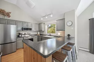 11 Woodsview Ln, Lincoln, NH 03251 - Photo 10