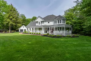 47 Hawk Dr, Bedford, NH 03104 - Photo 2
