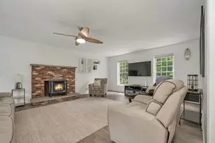 537 Pingree Hill Rd, Auburn, NH 03032 - Photo 16
