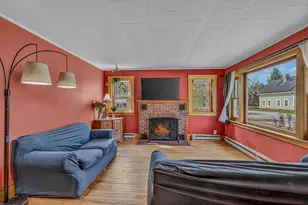 25 Portland St, Lancaster, NH 03584 - Photo 8