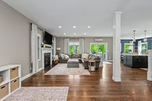 7 Valerie Ln, Derry, NH 03038 - Photo 18