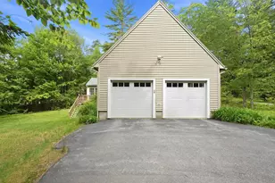 36 Church St, Deerfield, NH 03037 - Photo 4