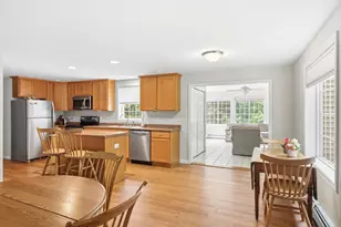 36 Church St, Deerfield, NH 03037 - Photo 10