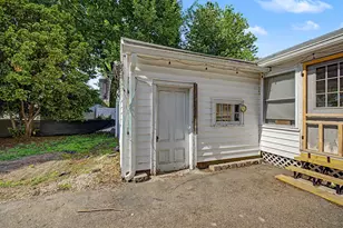 130 Manning St, Manchester, NH 03103 - Photo 6