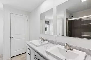 69 Diamondback Dr, Rochester, NH 03868 - Photo 12