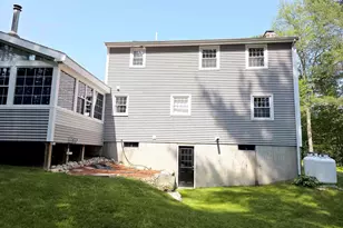 9 Trowbridge Dr, Merrimack, NH 03054 - Photo 6