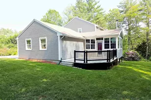 9 Trowbridge Dr, Merrimack, NH 03054 - Photo 4