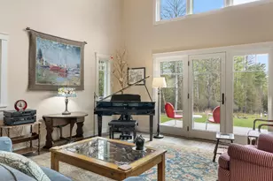 11 Dunsinane Dr, Lebanon, NH 03766 - Photo 16