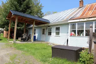 285 Portland St, Lancaster, NH 03584 - Photo 8