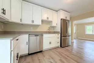 19 Depot Rd, Kingston, NH 03848 - Photo 6