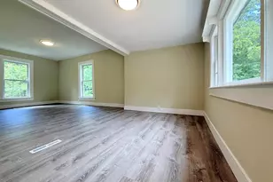 19 Depot Rd, Kingston, NH 03848 - Photo 10