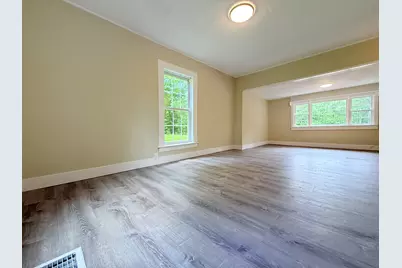 19 Depot Road, Kingston, NH 03848 - Photo 8