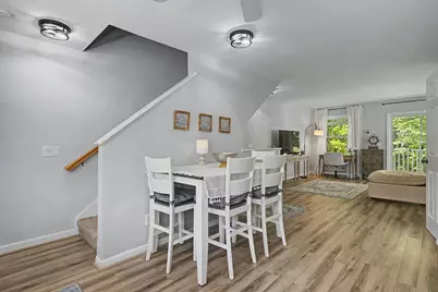 1029 S Mammoth Road #15, Manchester, NH 03109 - Photo 12