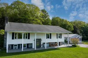 15 Hillcrest Dr, Lebanon, NH 03766 - Photo 2