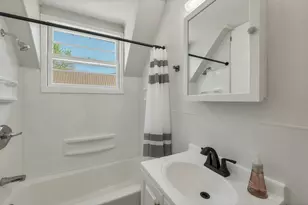 11 Grove St, Derry, NH 03038 - Photo 42