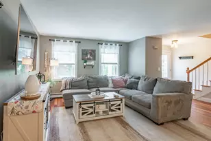 2 Bedard Ave, Derry, NH 03038 - Photo 4