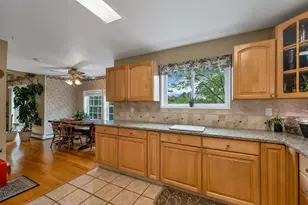 495 N Shore Rd, Chesterfield, NH 03462 - Photo 10