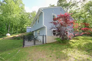 12 Ponemah Hill Rd, Amherst, NH 03031 - Photo 4