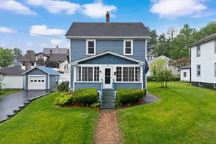44 Forest St, Claremont, NH 03743 - Photo 2
