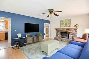 6 Ray Dr, Hooksett, NH 03106 - Photo 10