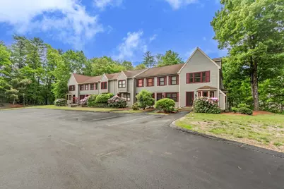 264 Bartemus Trail, Nashua, NH 03063 - Photo 4