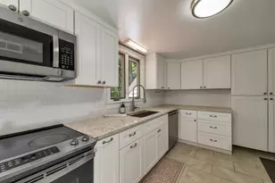 60 Holman St, Laconia, NH 03246 - Photo 24