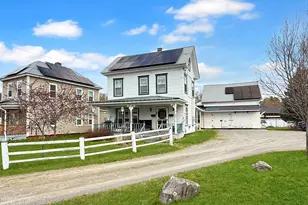 17 Merrill St, Colebrook, NH 03576 - Photo 2
