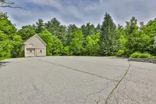108 Ponemah Rd, Amherst, NH 03031 - Photo 4