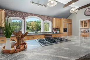 140 Mack Hill Rd, Amherst, NH 03031 - Photo 10