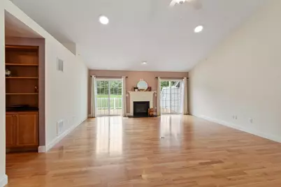 4 Guernsey Drive, Atkinson, NH 03811 - Photo 10