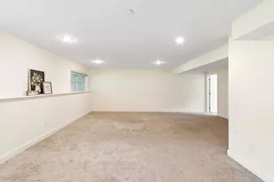4 Guernsey Dr, Atkinson, NH 03811 - Photo 26