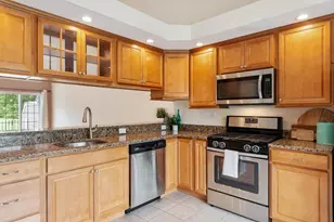 4 Guernsey Dr, Atkinson, NH 03811 - Photo 4