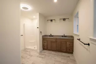 106 Lock St, Nashua, NH 03064 - Photo 22