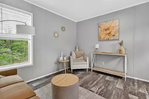6 Neil Dr, Allenstown, NH 03275 - Photo 8